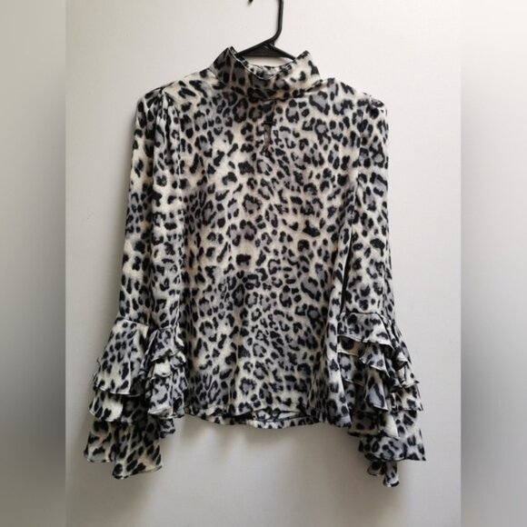 Gracia Animal Print Bloe Size Small Great pre worn condition PTP  17.5 - Picture 2 of 7